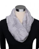 Shannon Fabrics, Infinity Scarf Cuddle Kit, Hide, Silver Gray